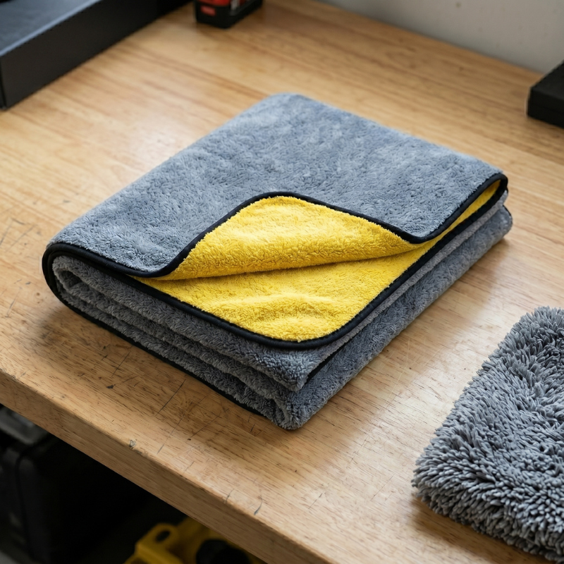 Rinsify™ PremiumDry Microfibre Towel - view 3